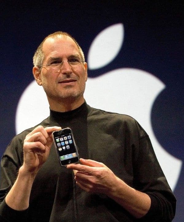 Return to Apple and Game-Changing Innovations (1997-2011)